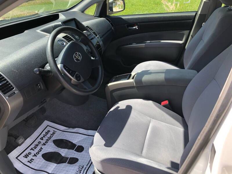 Photo 4 of this TOYOTA PRIUS