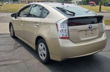Photo 3 of this TOYOTA PRIUS