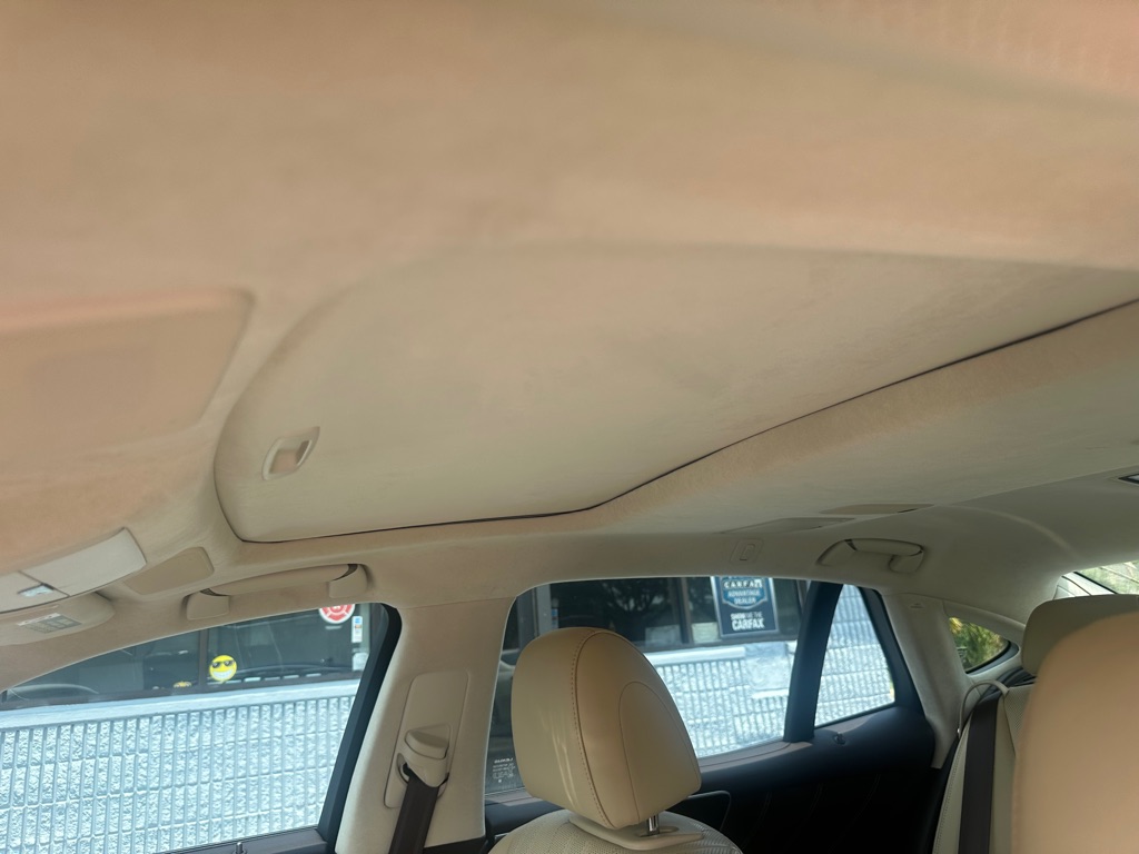 Photo 14 of this LEXUS LS