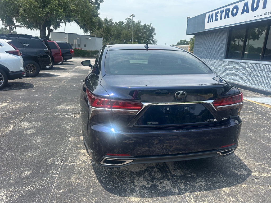 Photo 8 of this LEXUS LS