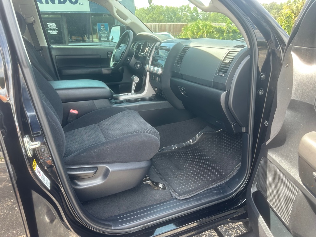 Photo 10 of this TOYOTA TUNDRA
