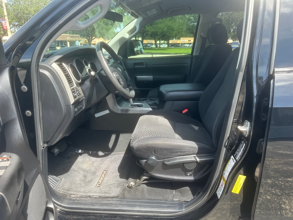 Photo 13 of this TOYOTA TUNDRA