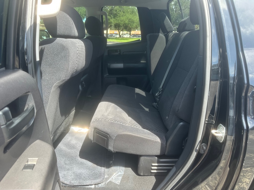 Photo 11 of this TOYOTA TUNDRA