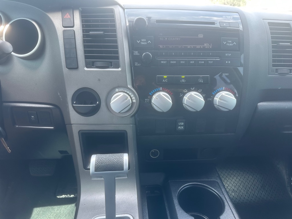 Photo 15 of this TOYOTA TUNDRA