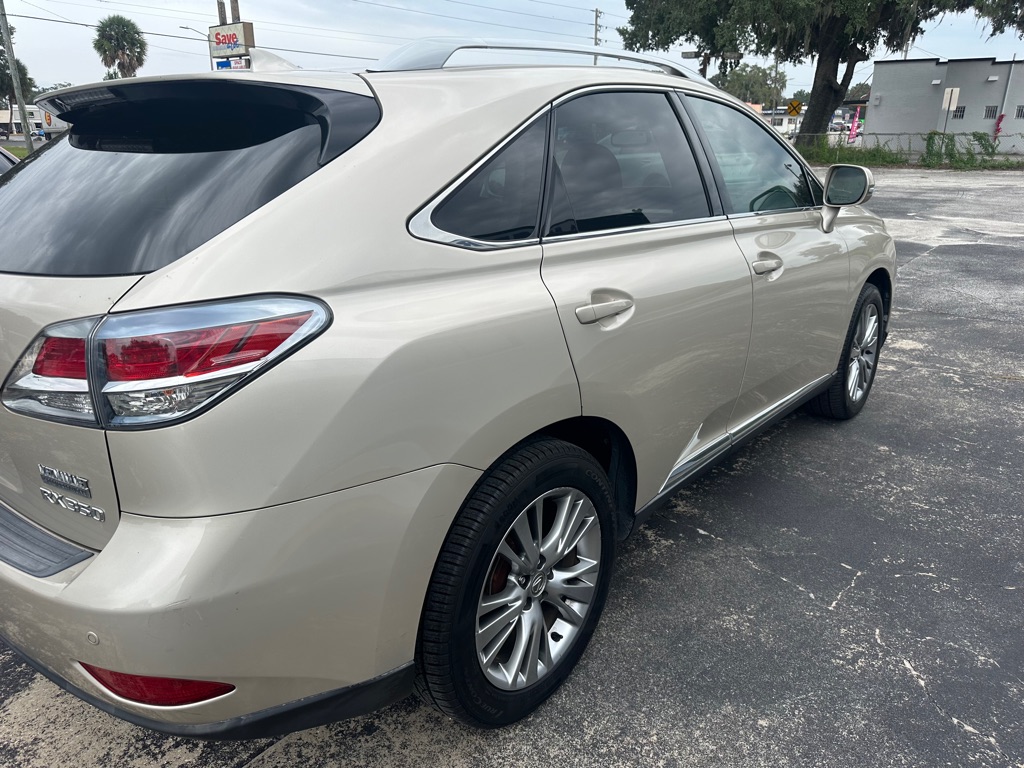 Photo 7 of this LEXUS RX