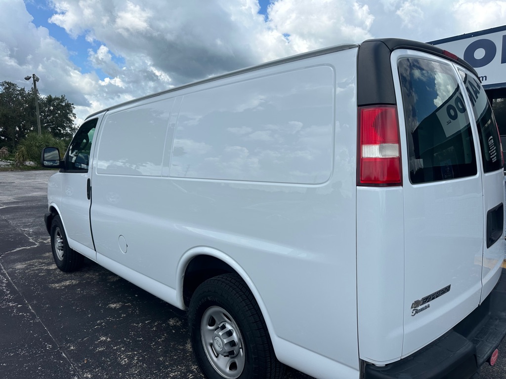 Photo 2 of this CHEVROLET EXPRESS G2500