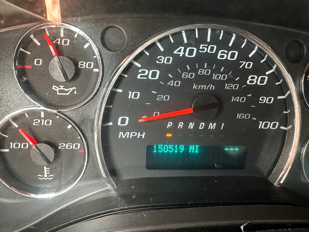 Photo 16 of this CHEVROLET EXPRESS G2500