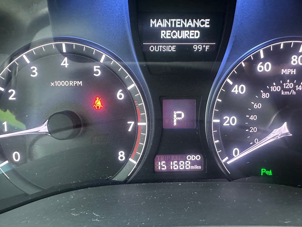 Photo 19 of this LEXUS RX
