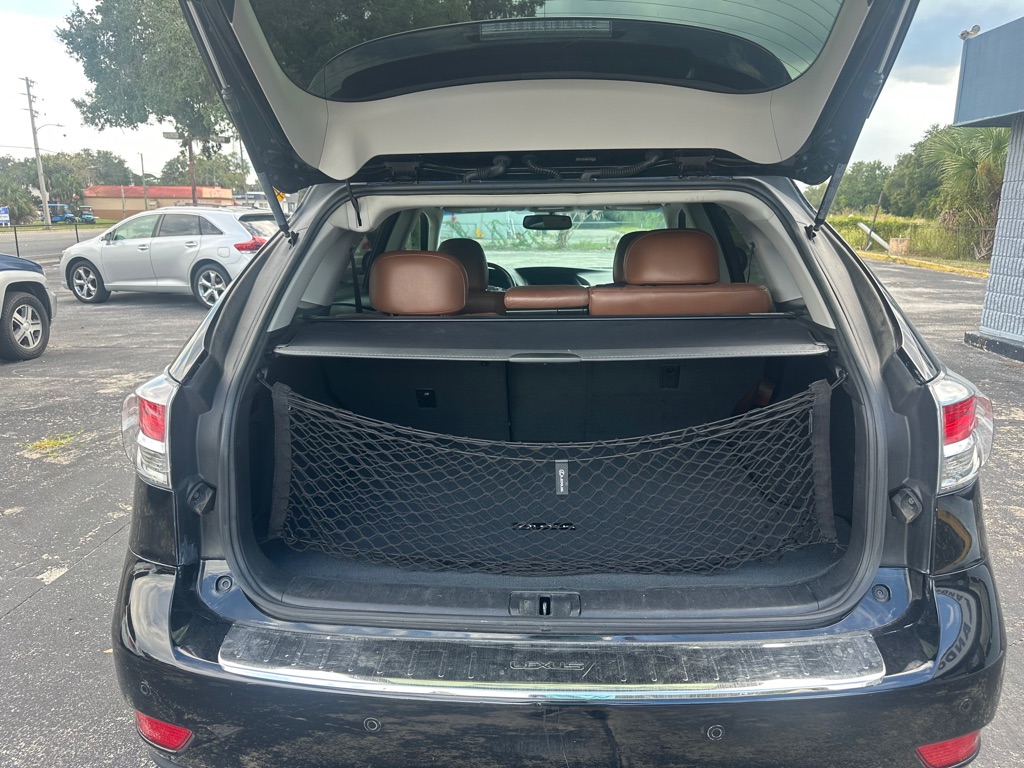Photo 9 of this LEXUS RX