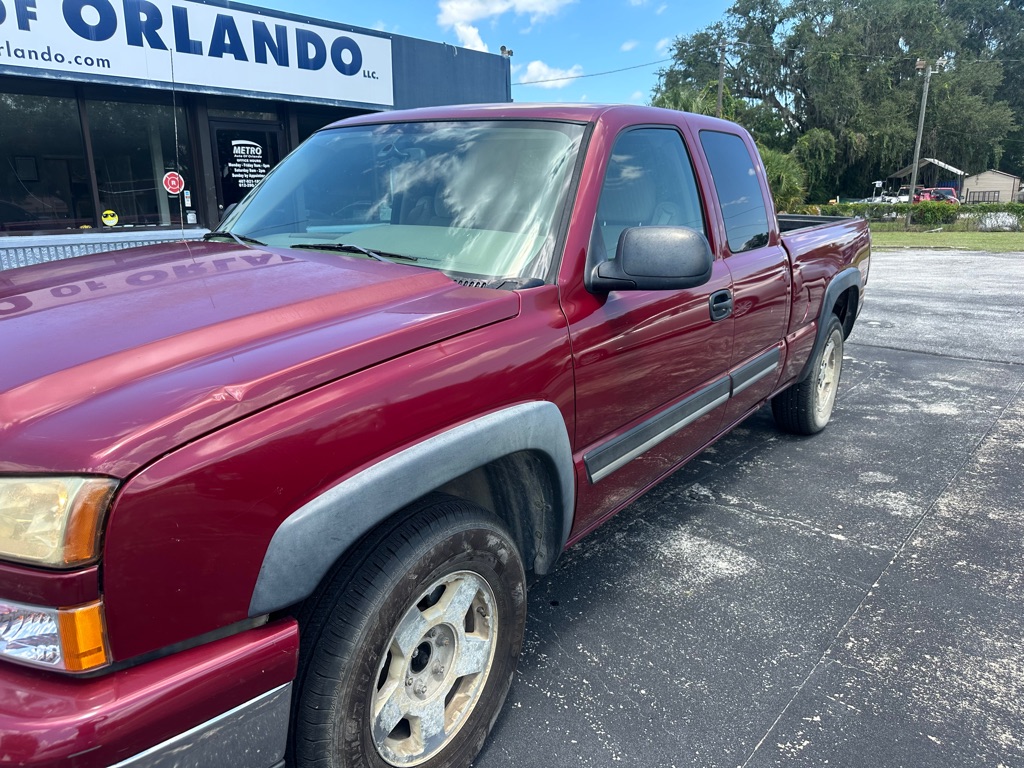 Photo 3 of this CHEVROLET SILVERADO 1500