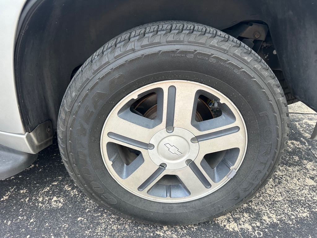 Photo 20 of this CHEVROLET TRAILBLAZER