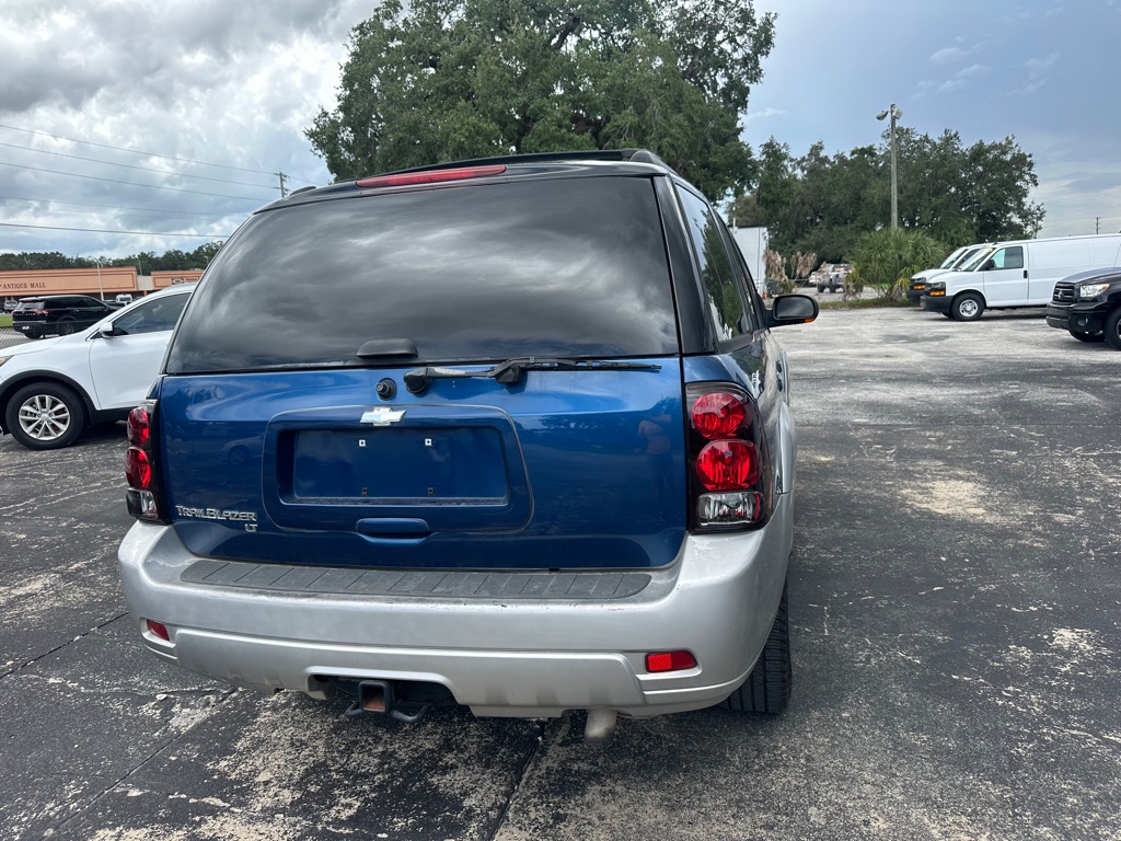 Photo 9 of this CHEVROLET TRAILBLAZER