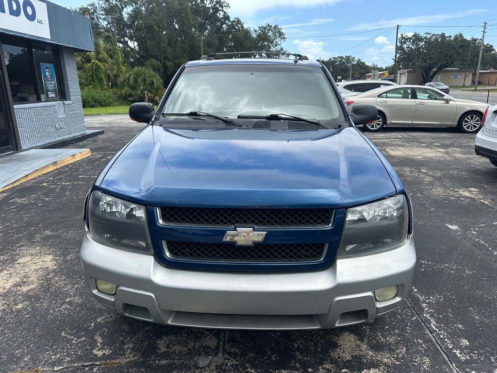 Photo 5 of this CHEVROLET TRAILBLAZER