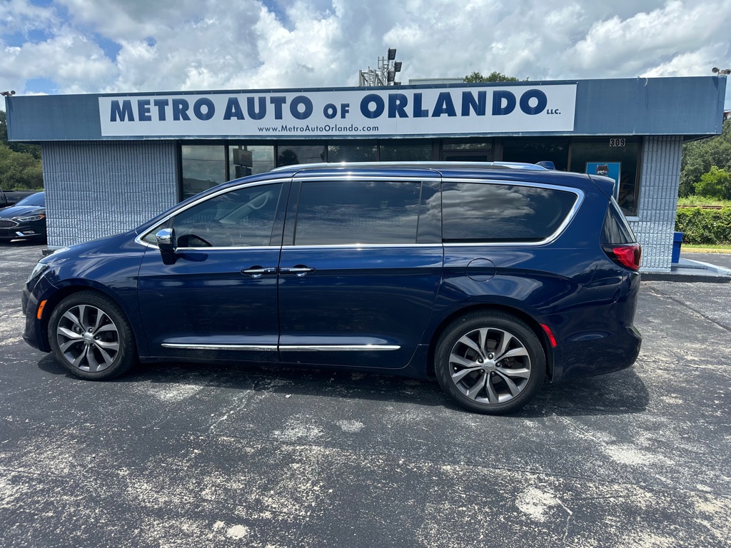 2017 CHRYSLER PACIFICA