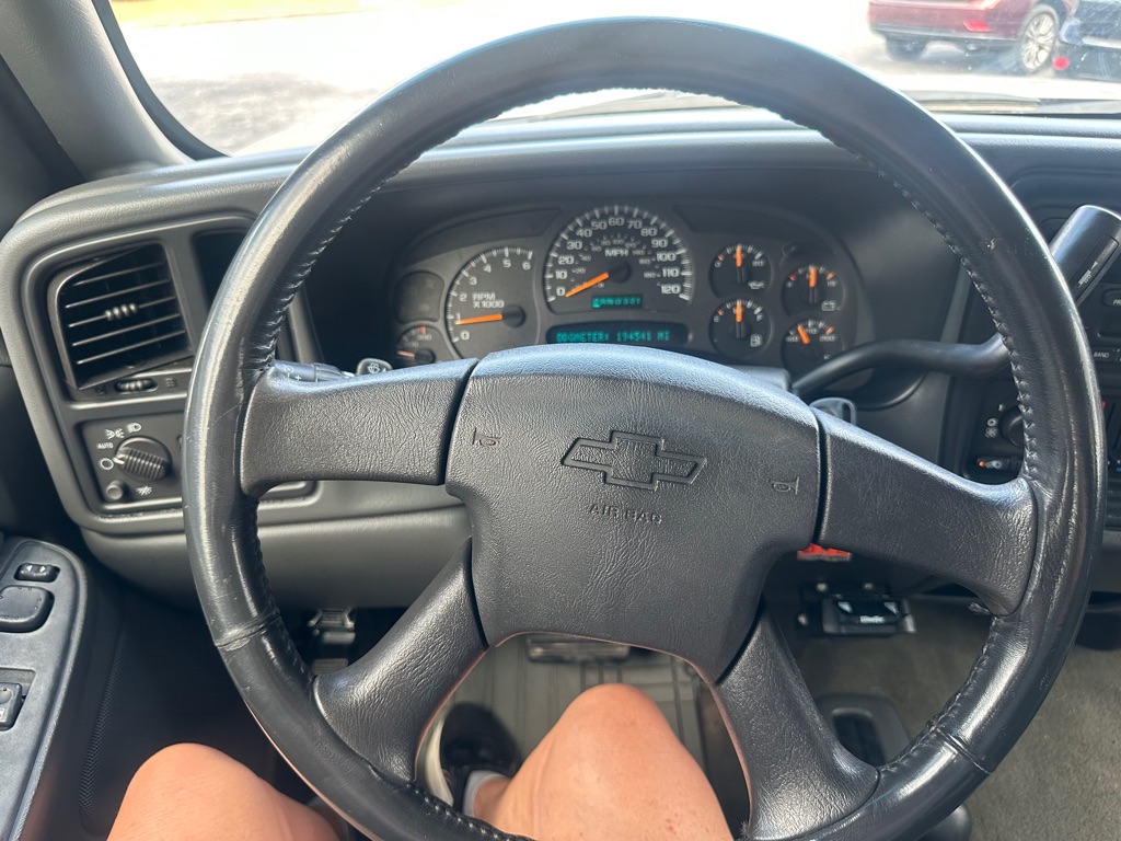 Photo 19 of this CHEVROLET SILVERADO 2500