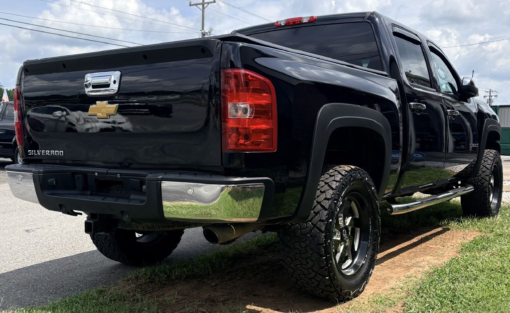 Photo 3 of this CHEVROLET SILVERADO 1500
