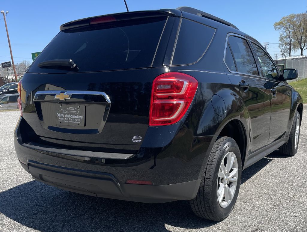 Photo 3 of this CHEVROLET EQUINOX