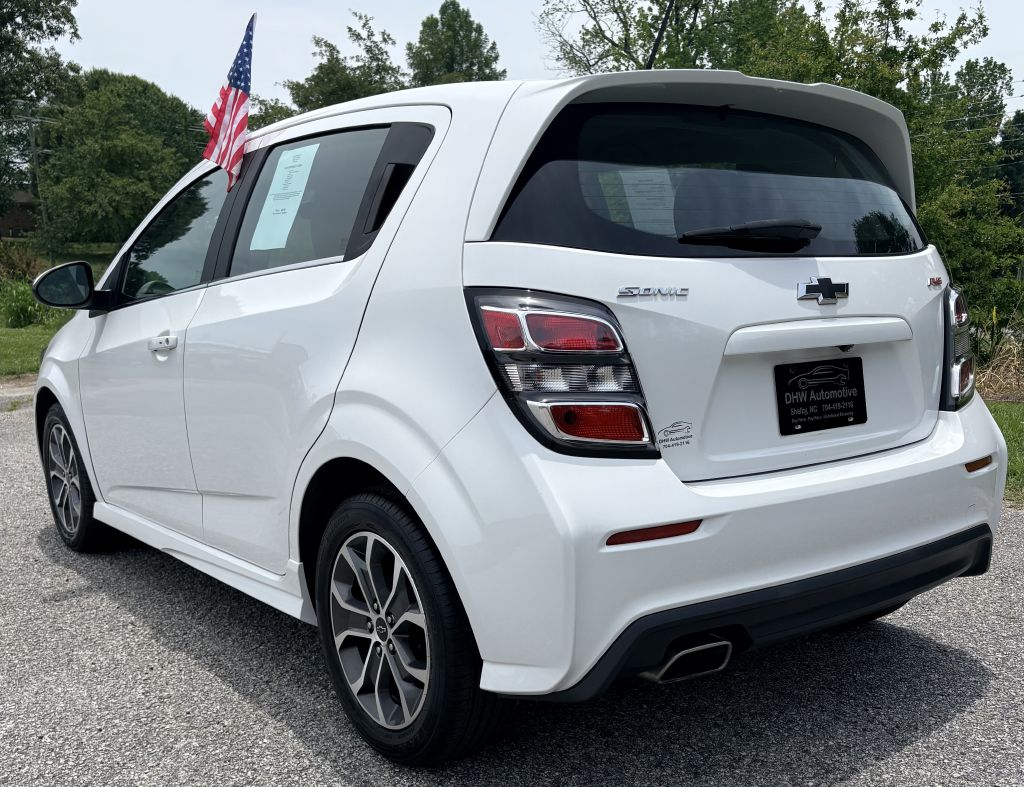 Photo 4 of this CHEVROLET SONIC