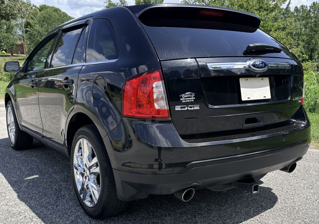 Photo 4 of this FORD EDGE