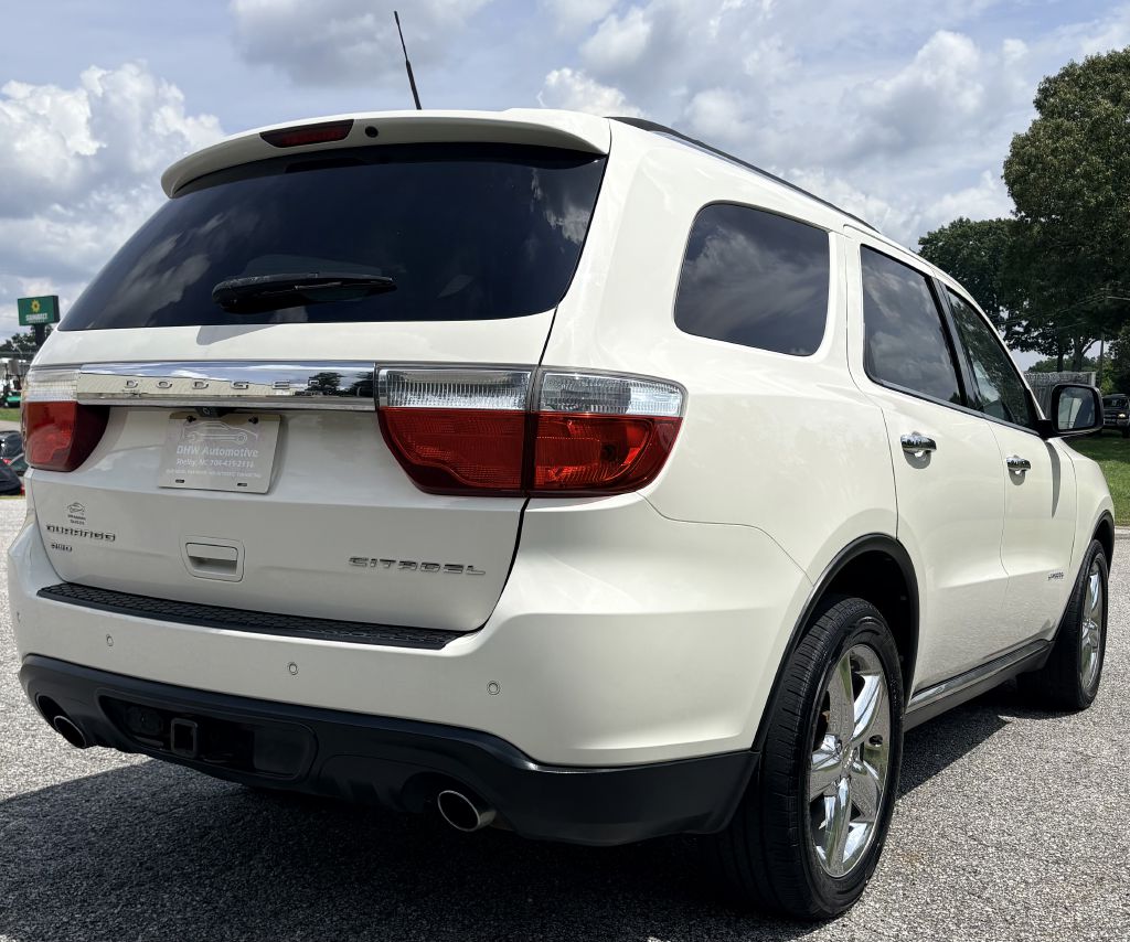 Photo 3 of this DODGE DURANGO
