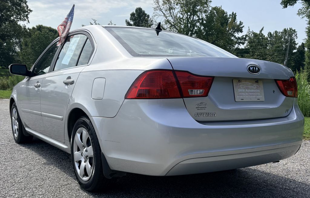 Photo 4 of this KIA OPTIMA