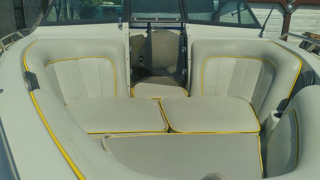 Photo 4 of this SUPRA SKI BOAT