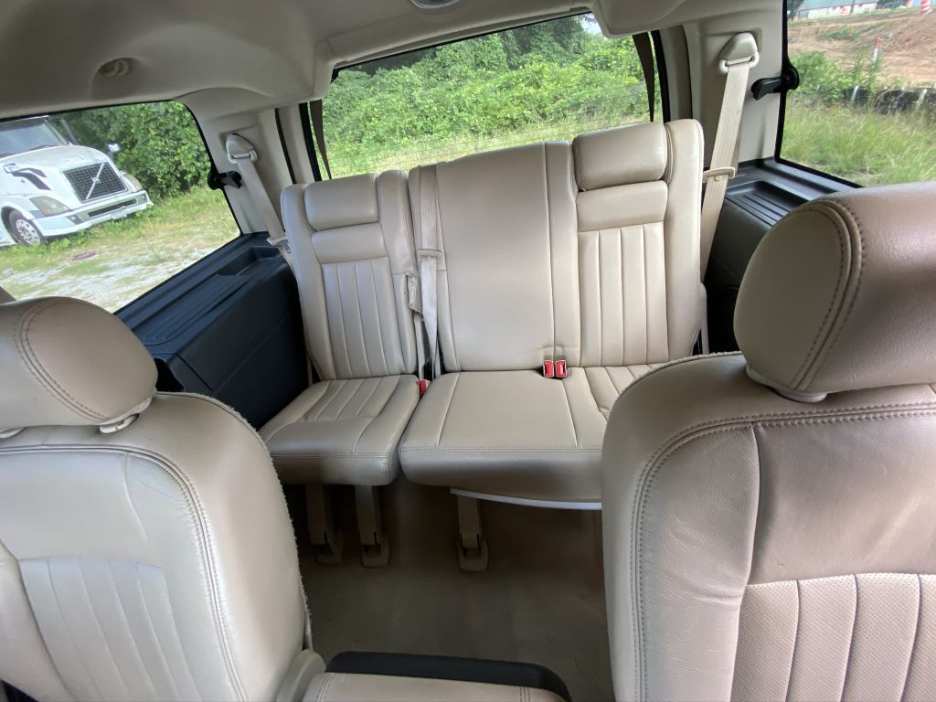LINCOLN NAVIGATOR 2006 LINCOLN NAVIGATOR 5LMFU28556LJ16899