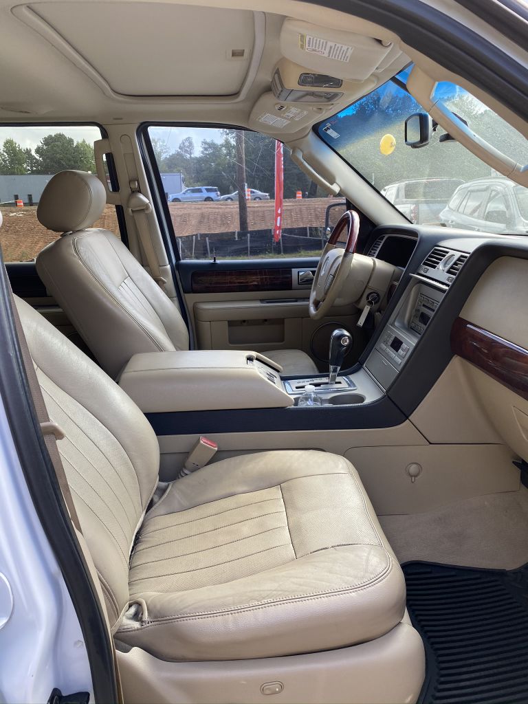 LINCOLN NAVIGATOR 2006 LINCOLN NAVIGATOR 5LMFU28556LJ16899