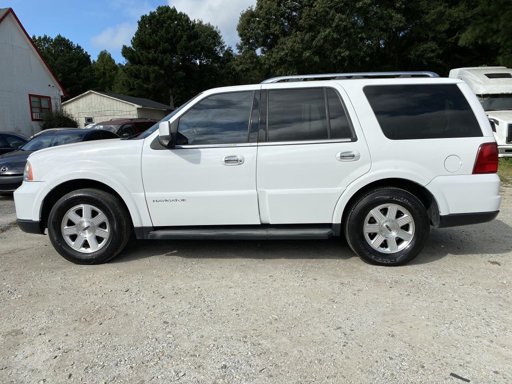 LINCOLN NAVIGATOR 2006 LINCOLN NAVIGATOR 5LMFU28556LJ16899