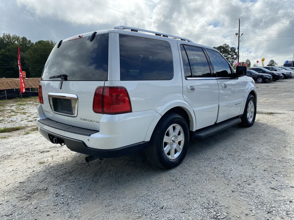 LINCOLN NAVIGATOR 2006 LINCOLN NAVIGATOR 5LMFU28556LJ16899