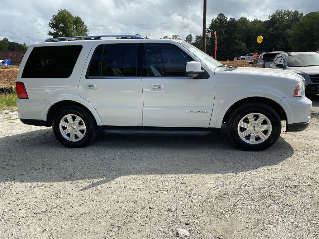 LINCOLN NAVIGATOR 2006 LINCOLN NAVIGATOR 5LMFU28556LJ16899