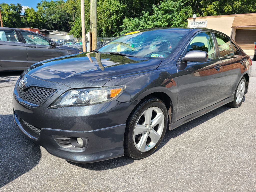 2010 TOYOTA CAMRY 4DR