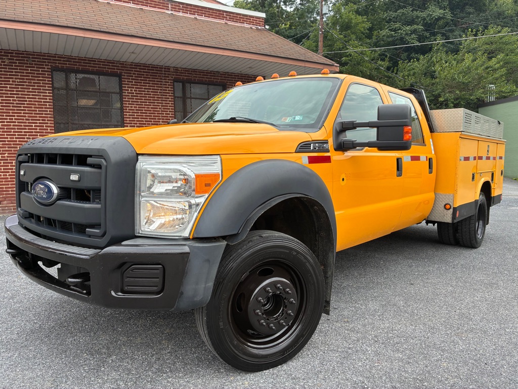 2013 FORD F550 4DR
