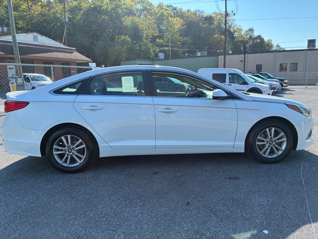 Photo 6 of this HYUNDAI SONATA