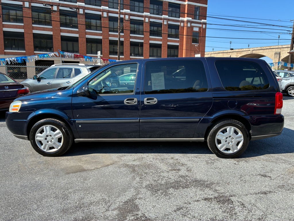 Photo 2 of this CHEVROLET UPLANDER