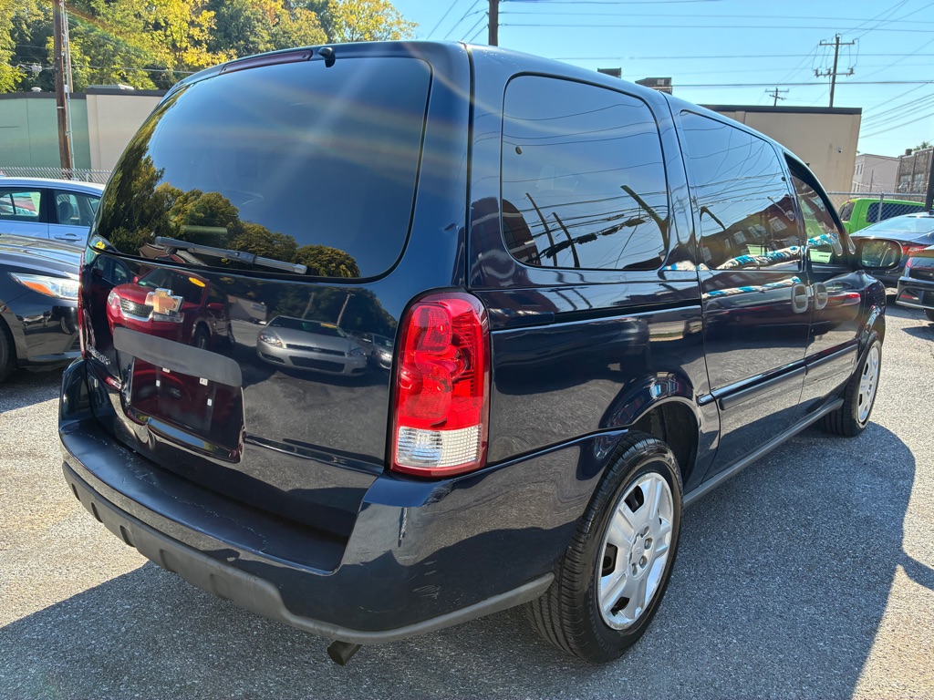 Photo 5 of this CHEVROLET UPLANDER