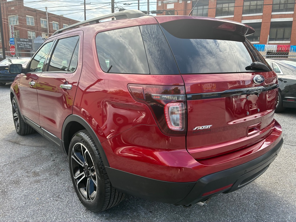 Photo 3 of this FORD EXPLORER