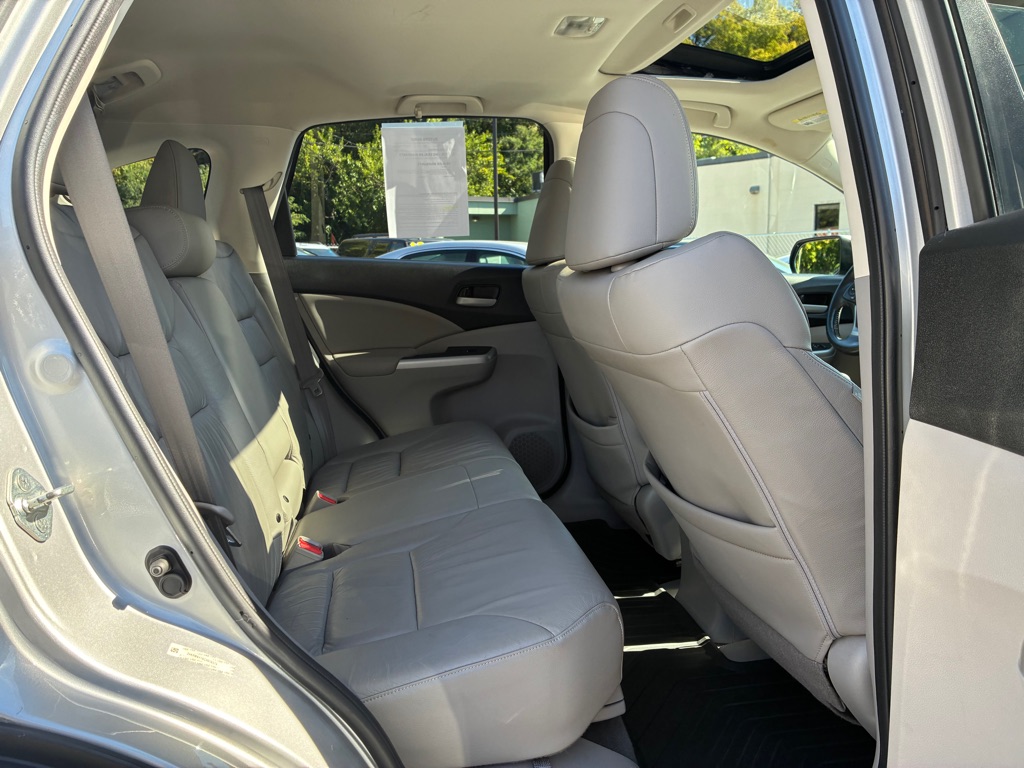 Photo 10 of this HONDA CR-V