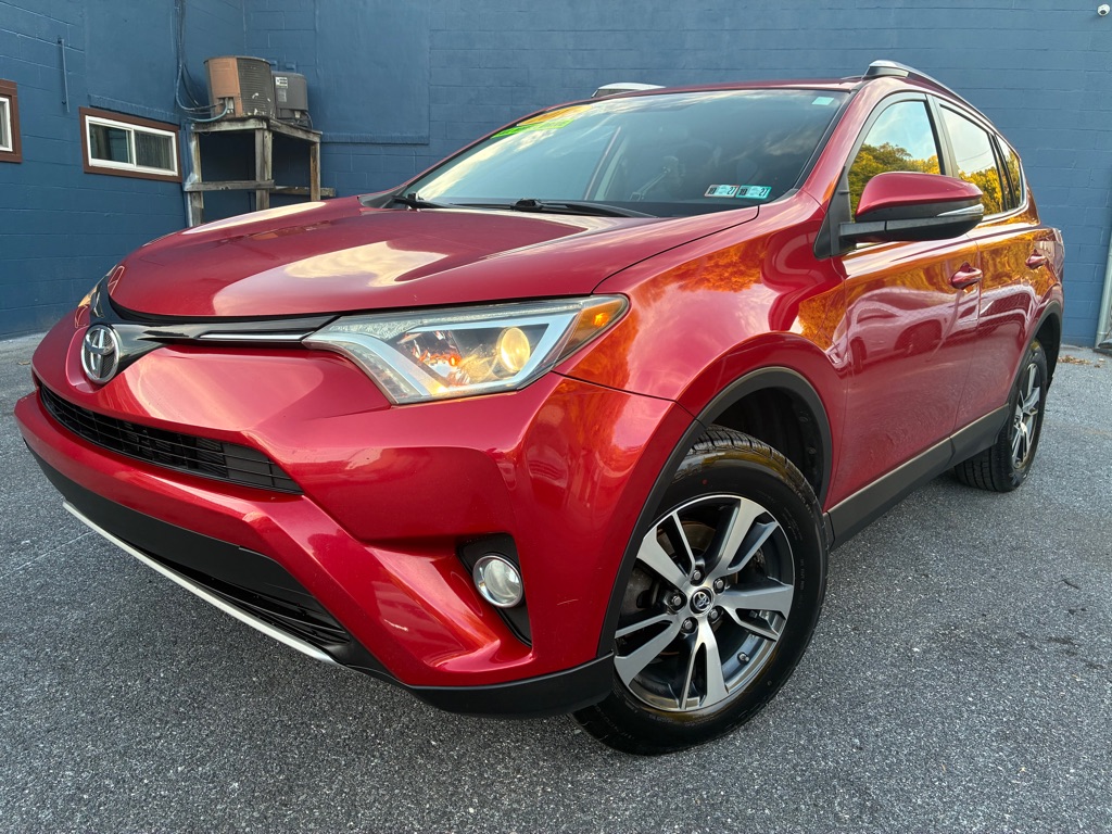 Photo 2 of this TOYOTA RAV4