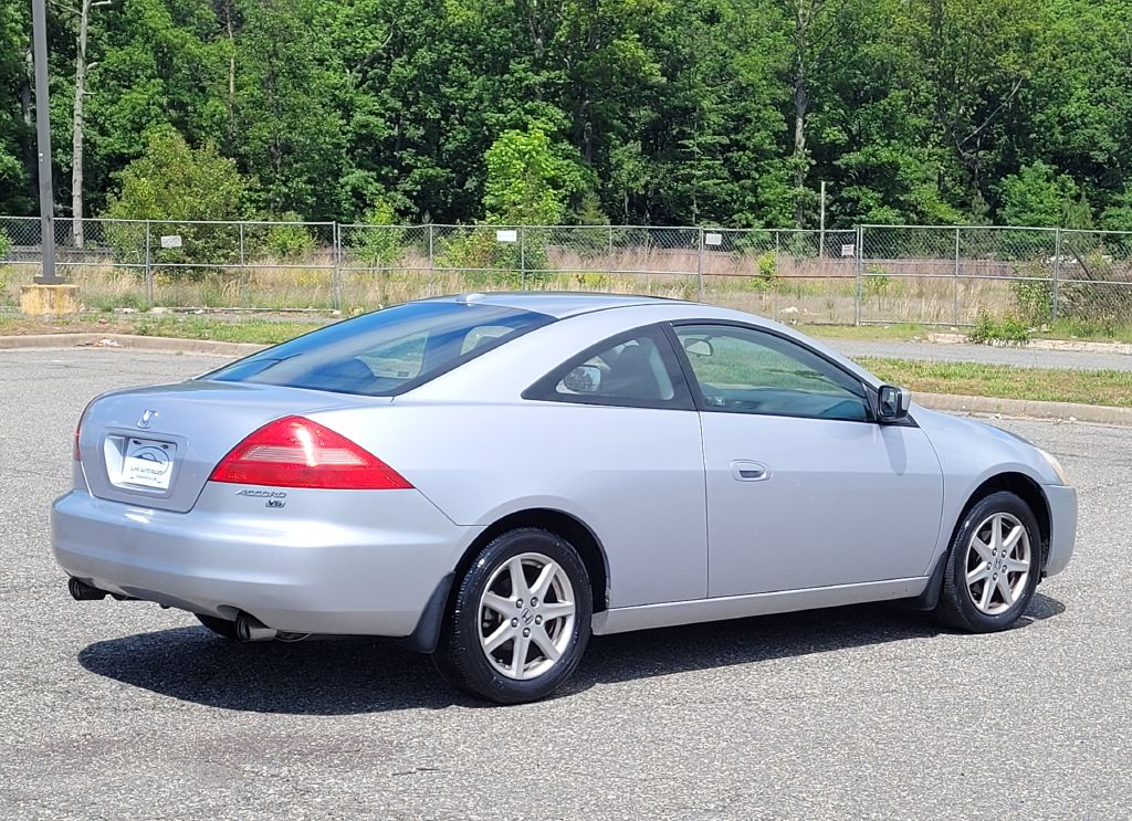 Photo 4 of this HONDA ACCORD