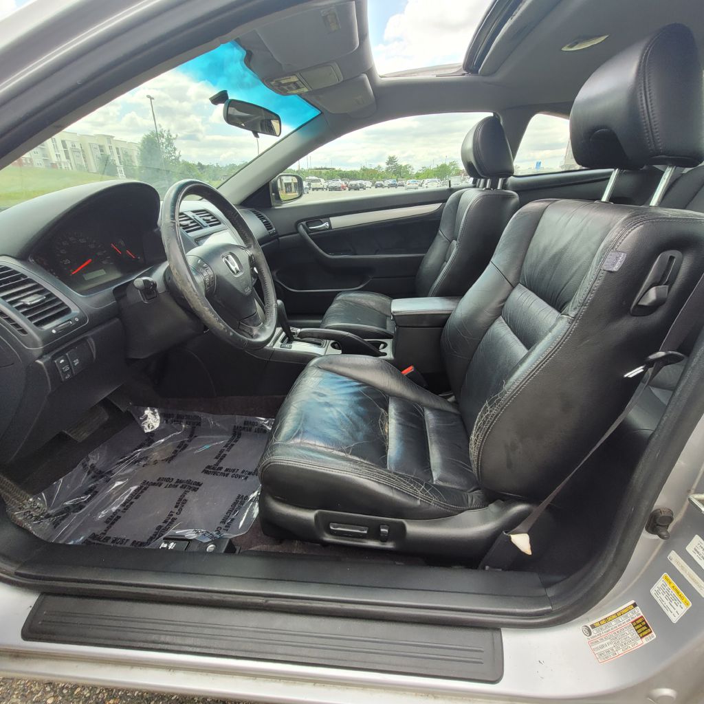 Photo 8 of this HONDA ACCORD