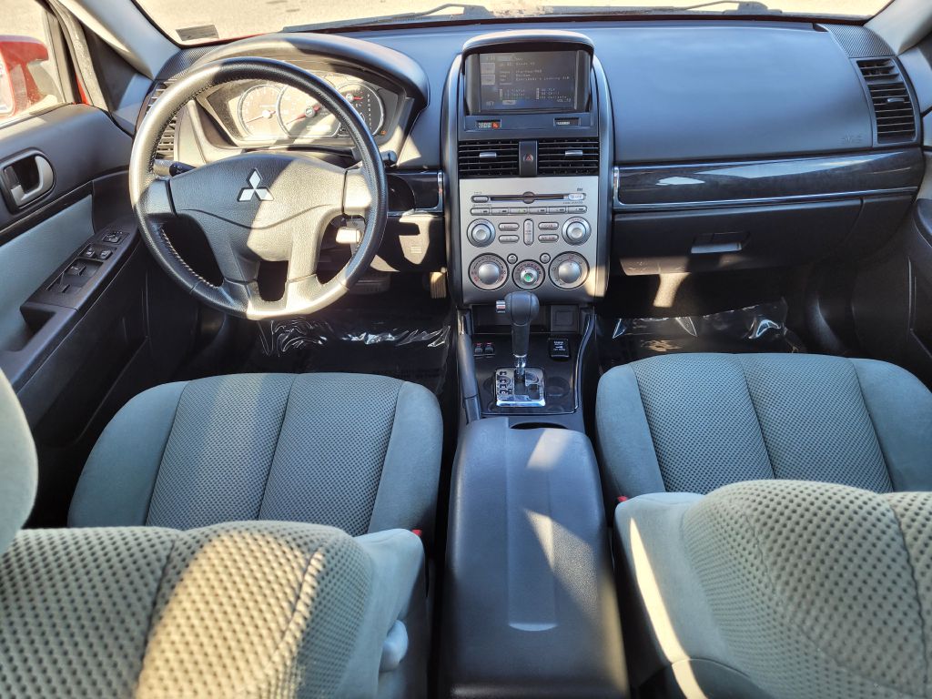 Photo 16 of this MITSUBISHI GALANT