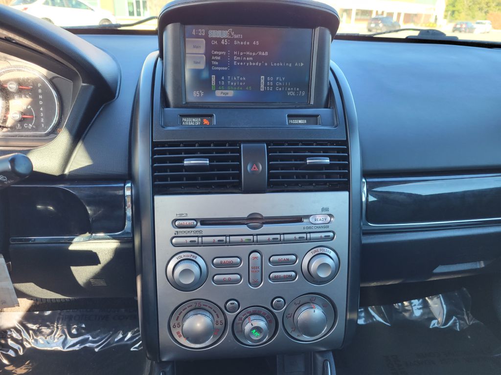 Photo 17 of this MITSUBISHI GALANT