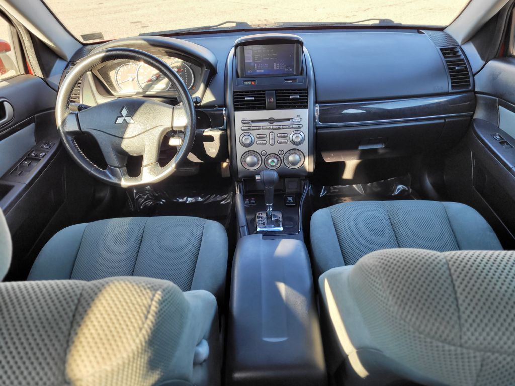 Photo 32 of this MITSUBISHI GALANT