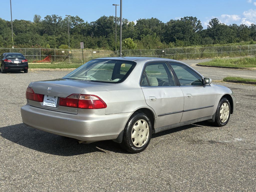 Photo 5 of this HONDA ACCORD