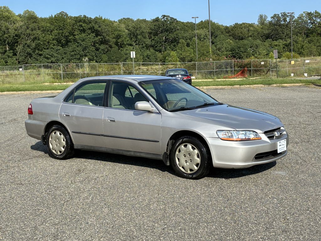 Photo 7 of this HONDA ACCORD