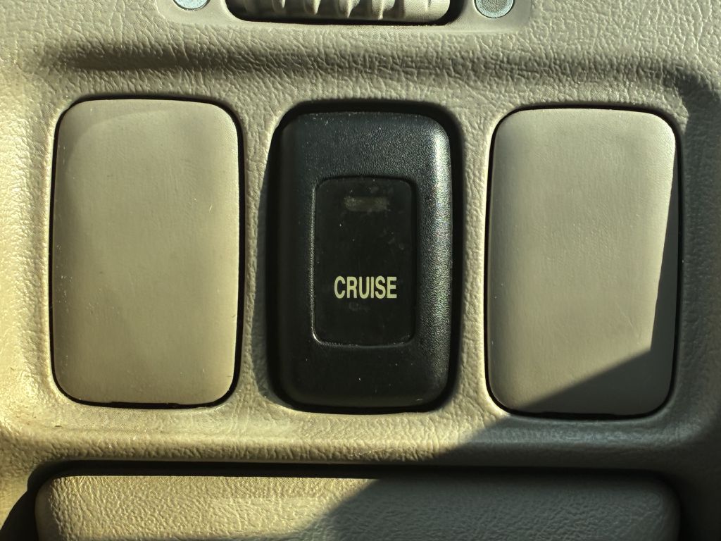 Photo 13 of this HONDA ACCORD