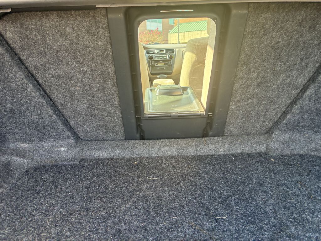 Photo 30 of this HONDA ACCORD