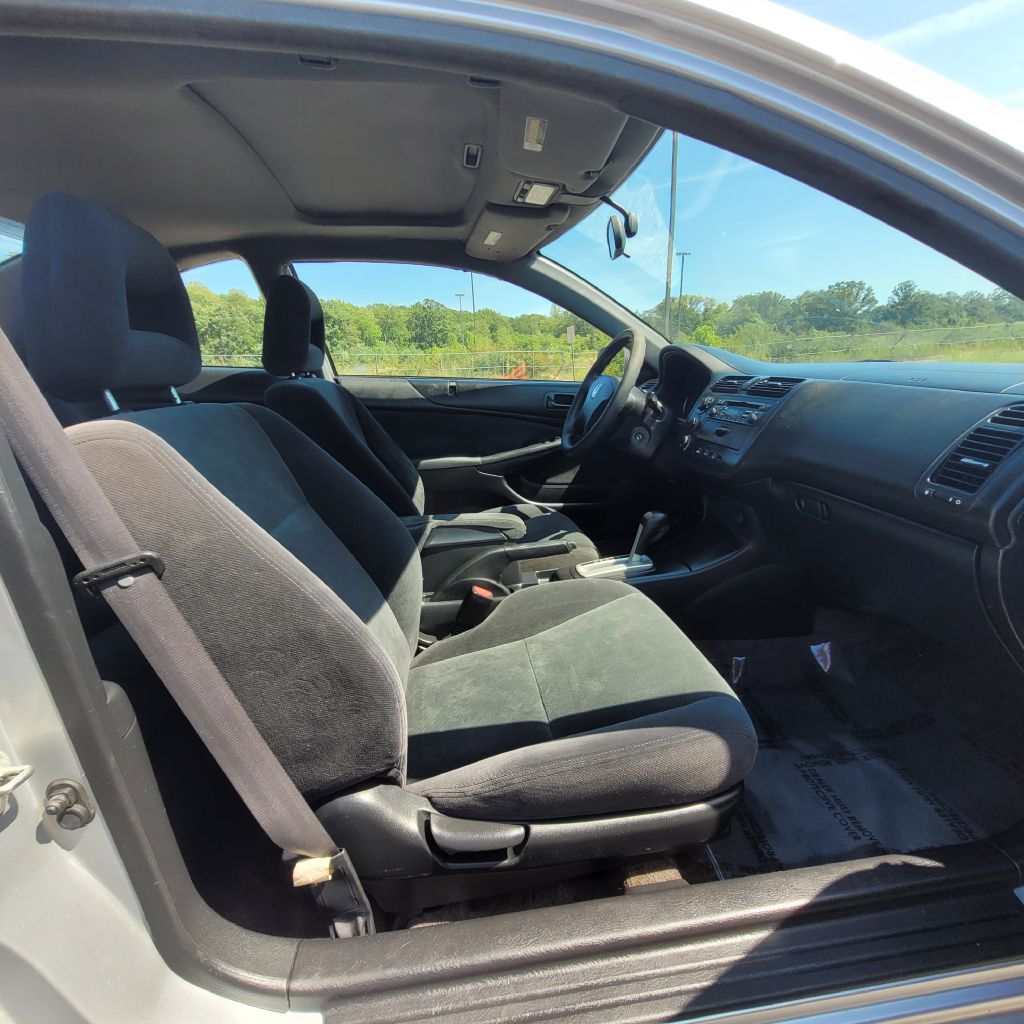 Photo 11 of this HONDA CIVIC