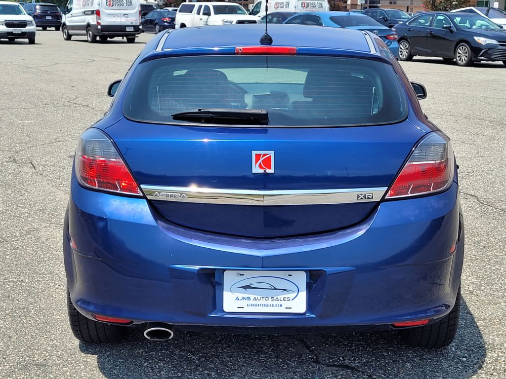 Photo 3 of this SATURN ASTRA